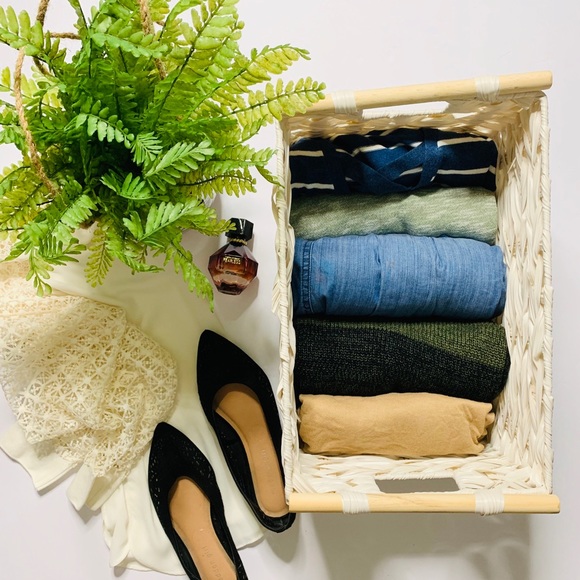 5 pc curated mystery box! - Picture 3 of 4